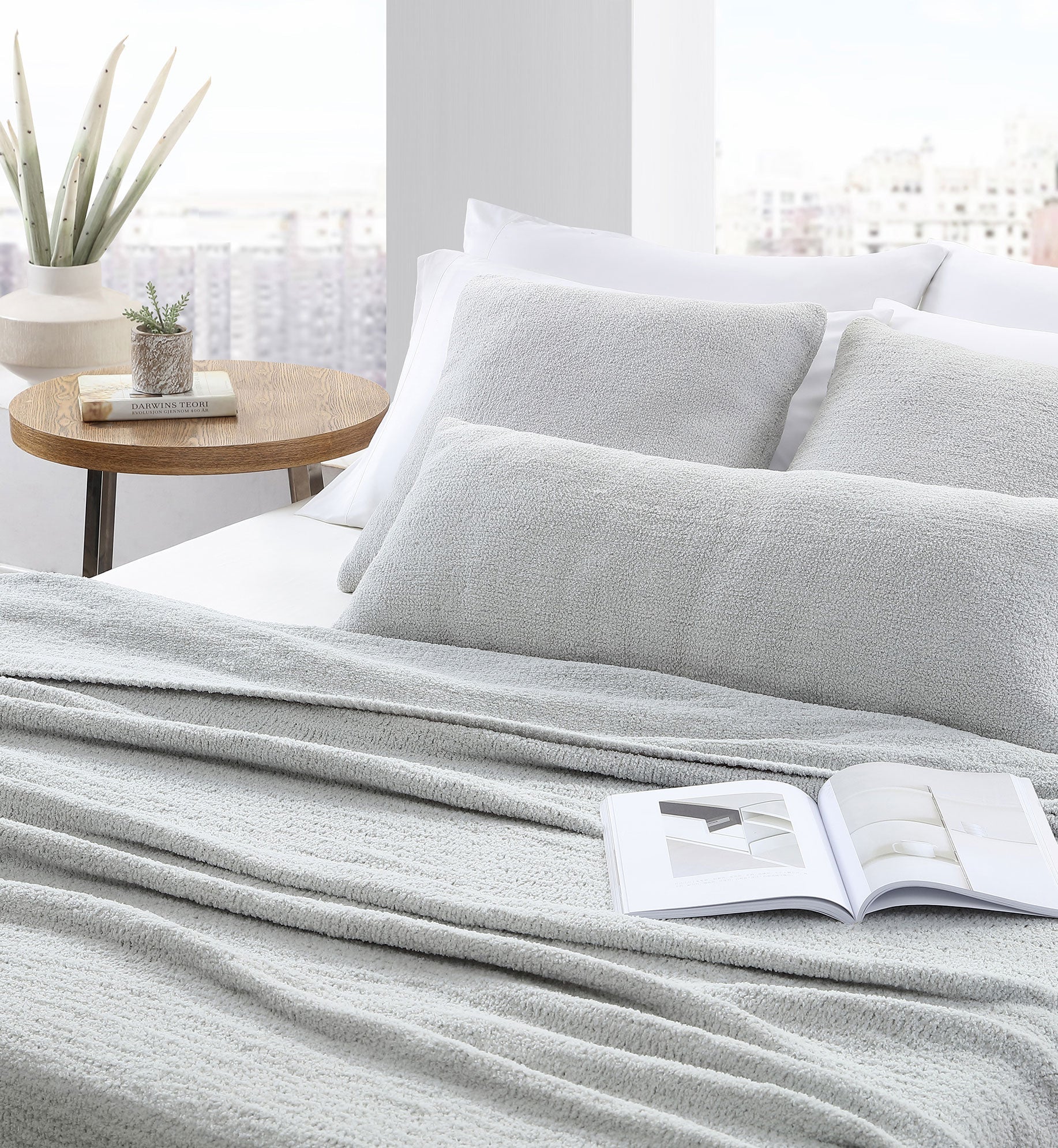 Snug Throw