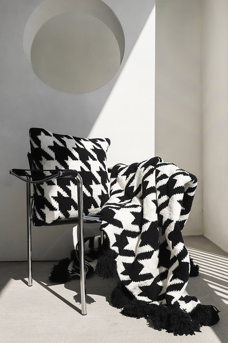 Houndstooth Throw Pillow