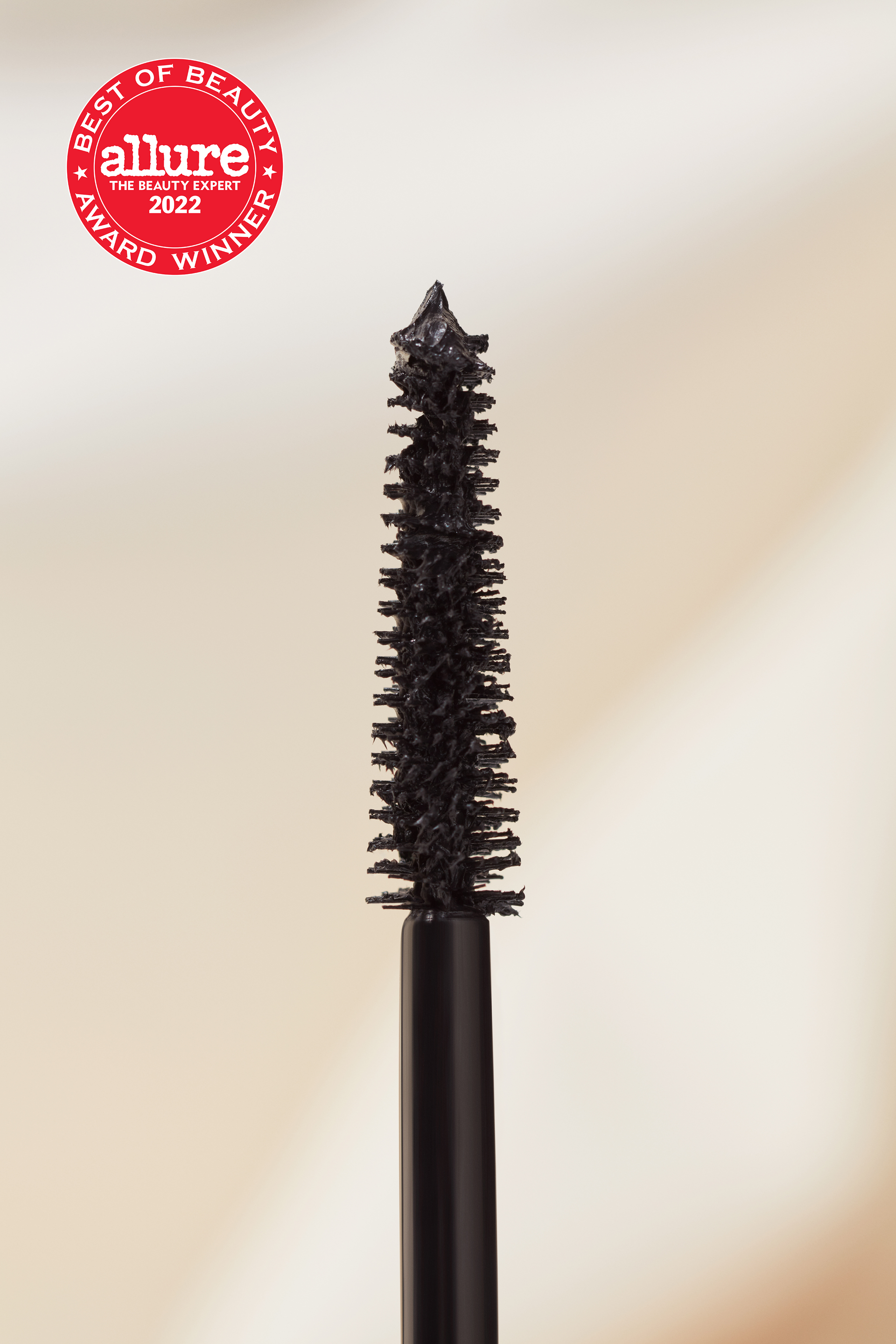 AMI COLÉ: Lash-Amplifying Mascara