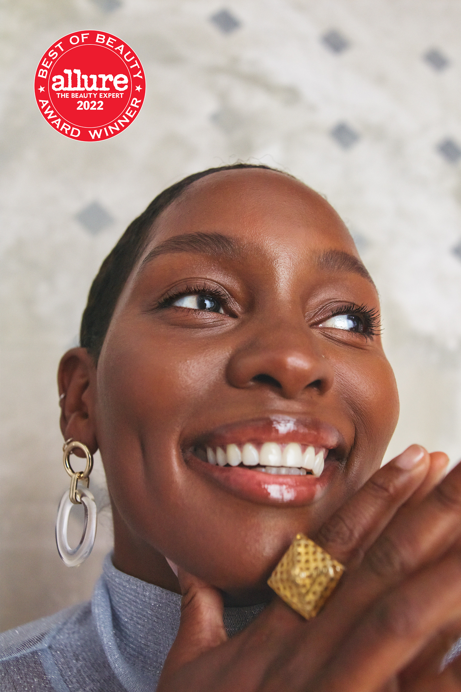 AMI COLÉ: Lash-Amplifying Mascara