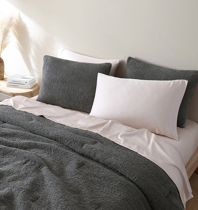 Snug Sham Set